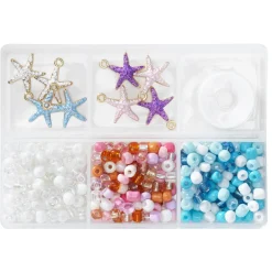 Armbåndskit med søstjernetema – perler i muntre farver, 8 charms og nylontråd