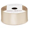 Beige satinbånd – 25 mm bredt og 8 meter langt