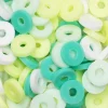 Heishi-perler i rør – skønt mix med hvide, grønne, lysegule & lime heishis, Ø6 mm
