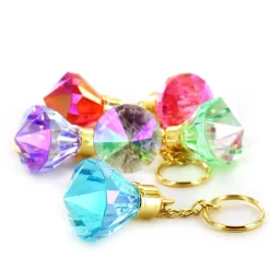 Nøglering med stor, flot, glinsende diamant! Pris pr. stk., sælges assorteret online