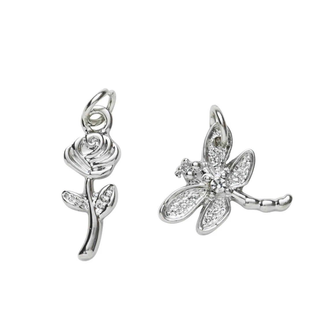 2 sølvfarvede vedhæng/charms guldsmed 13,8×14,5 mm, rose 7×18,6 mm