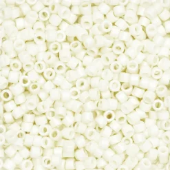 TOHO-perler 11/0 – cremegul mat, 762 Opaque frosted pastel egg shell