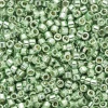 TOHO-perler 11/0 – lysegrøn metallic glans, PF560 PF galvanized sea foam