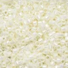 TOHO-perler 11/0 – offwhite glans, 122 Opaque lustered white