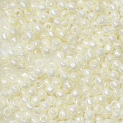 TOHO-perler runde 11/0 – perlemor, 122 Opaque lustered navajo white