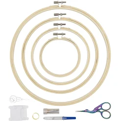 Værktøjssæt til broderi, 4 broderiringe i træ Ø10, 15, 20, 25 cm + saks og tilbehør